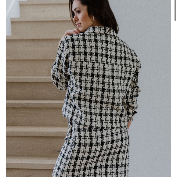 Tweed skirt set - Picture 3 of 6